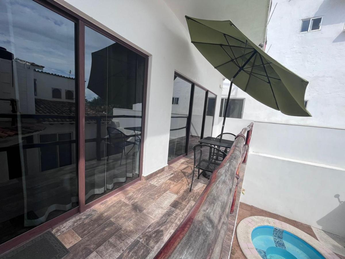 Aventura Pacifico Boutique Suites & Villas (Adults Only) Bucerías Kültér fotó