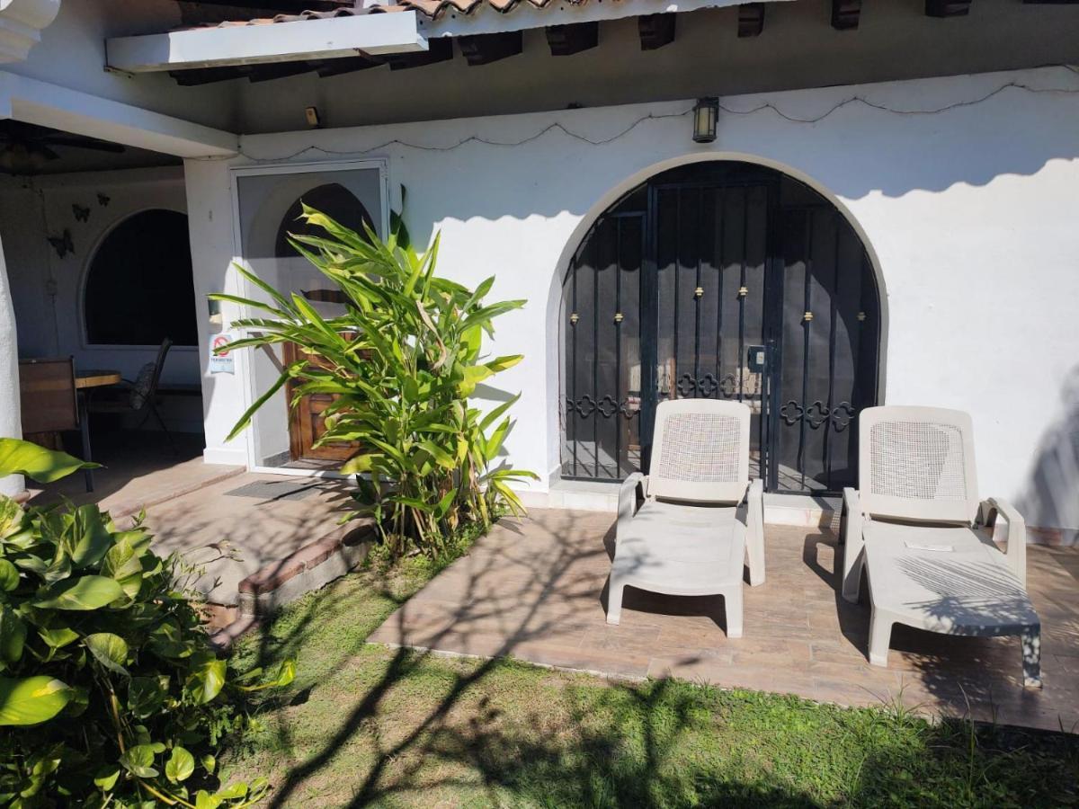 Aventura Pacifico Boutique Suites & Villas (Adults Only) Bucerías Kültér fotó